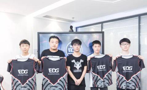 好奇的大众
