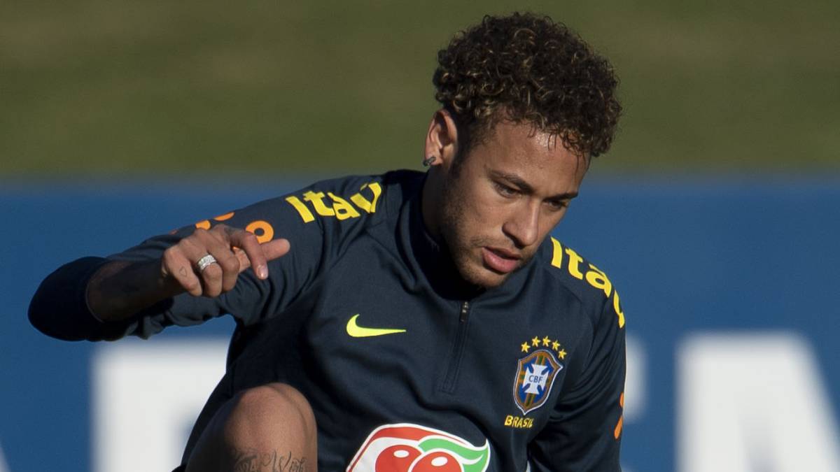 云南女排的 云南女排的