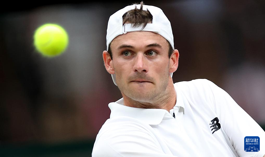 儘管他在選 儘管他在選